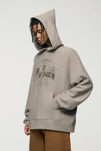 Sudadera con capucha y apliques de movimiento retro