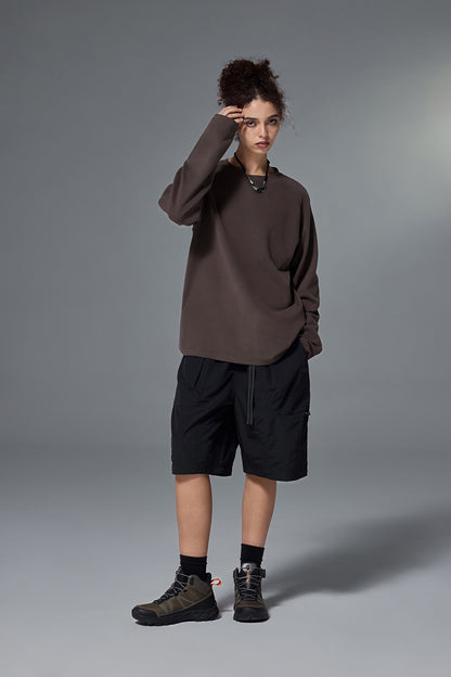 Crew neck long sleeved undershirt