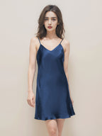 Camisón de seda con tirantes