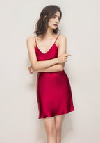 Camisón de seda con tirantes
