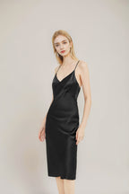 Camisón clásico de seda con tirantes largos