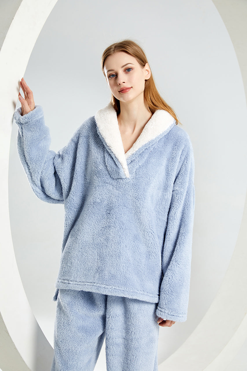 Warm Coral Fleece Pajamas Set With Sherpa Fur Collar