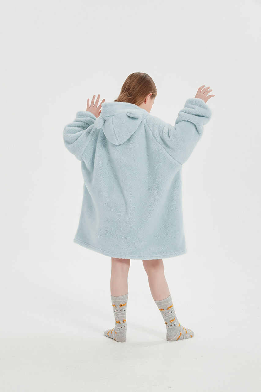 Wearable blanket for kids