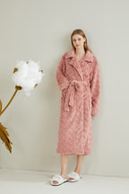 Wave Pattern Lapel Robe
