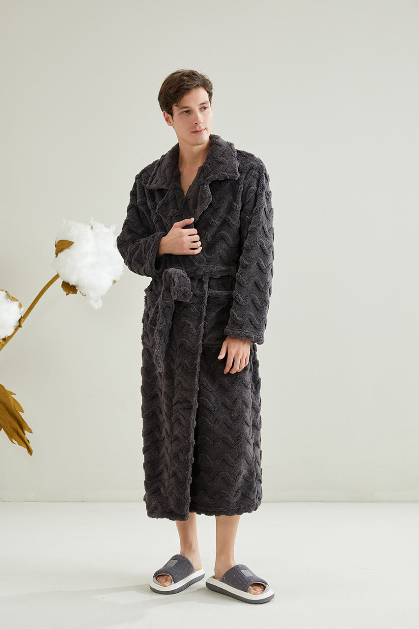 Wave Pattern Lapel Robe