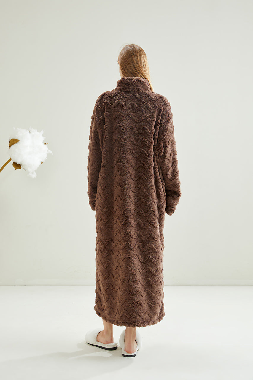 Wave Pattern Loose Robe