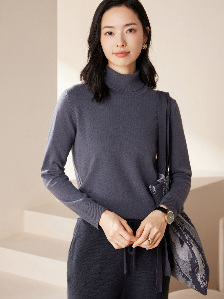 Cashmere Turtleneck Knit Top