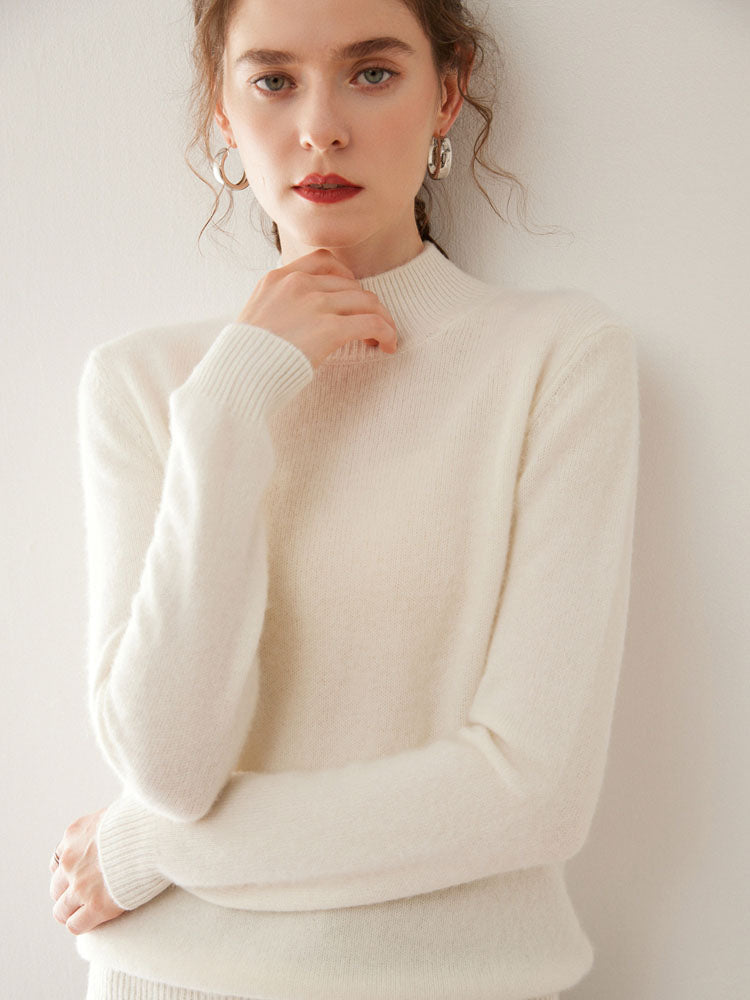 Minimalist Mock Neck sweater
