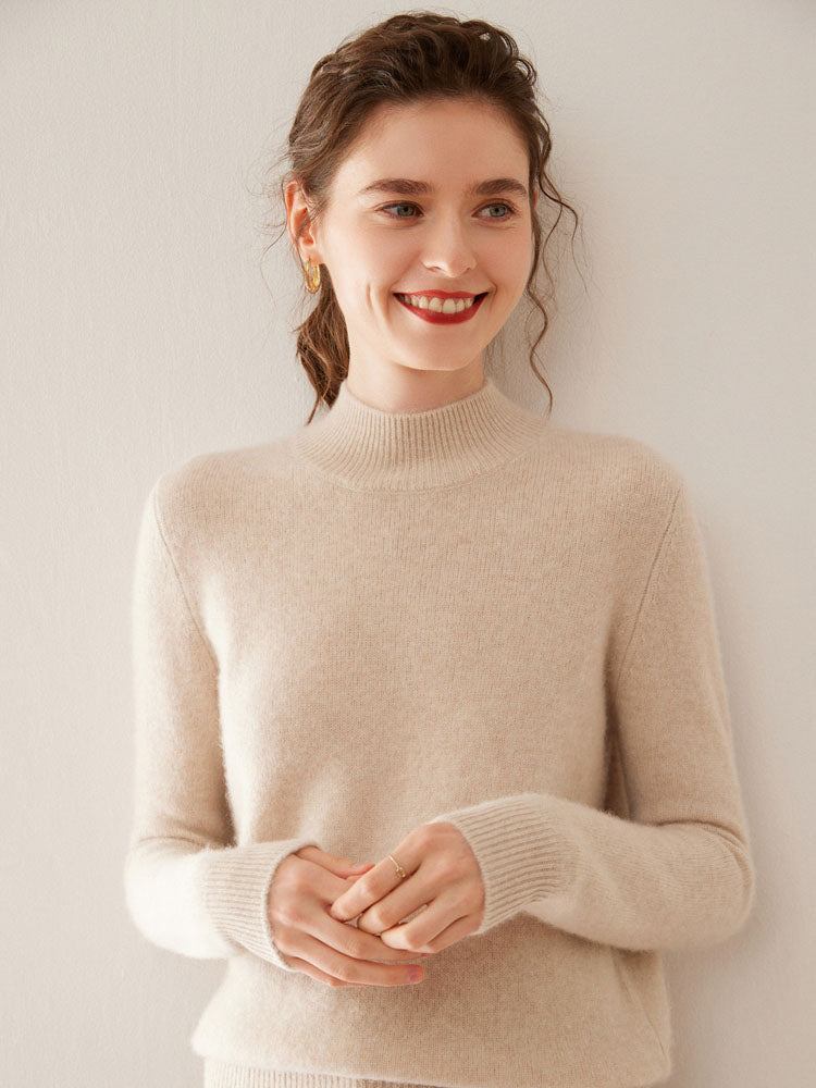 Minimalist Mock Neck sweater