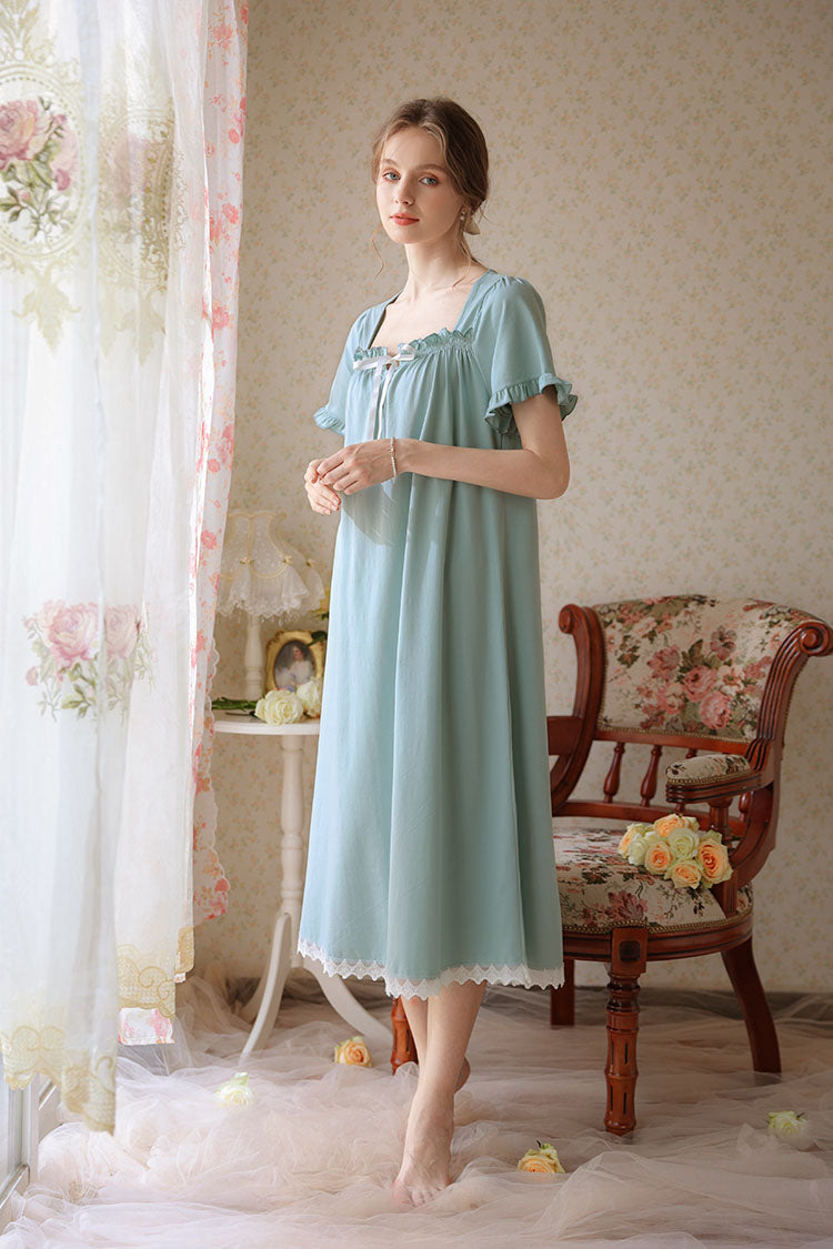 Vintage Style Sweet Nightgown with Ruffles
