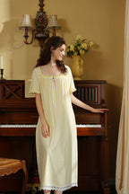 Vintage Style Sweet Nightgown with Ruffles