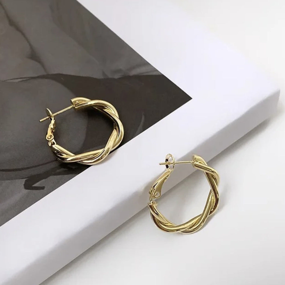 【7】Twisted Aureate Hoop Earrings