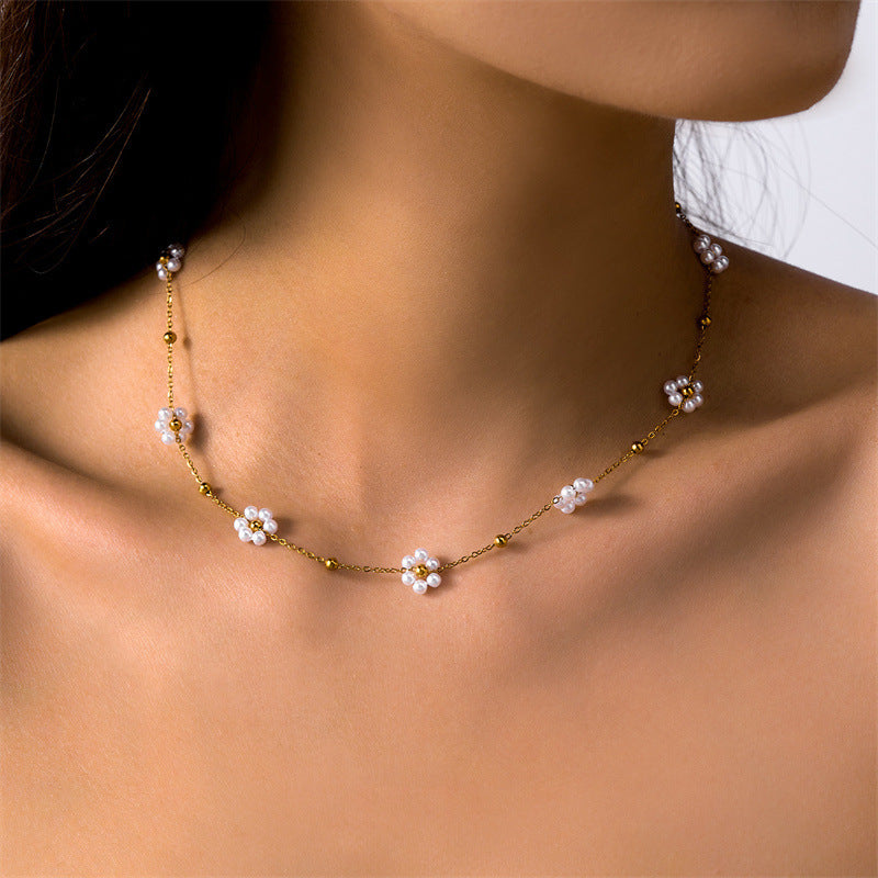 Floral Delicate Gold Necklace