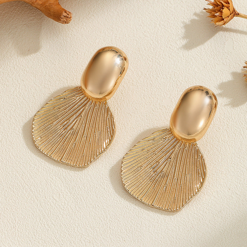 【12】Gold Shell Fan Earrings