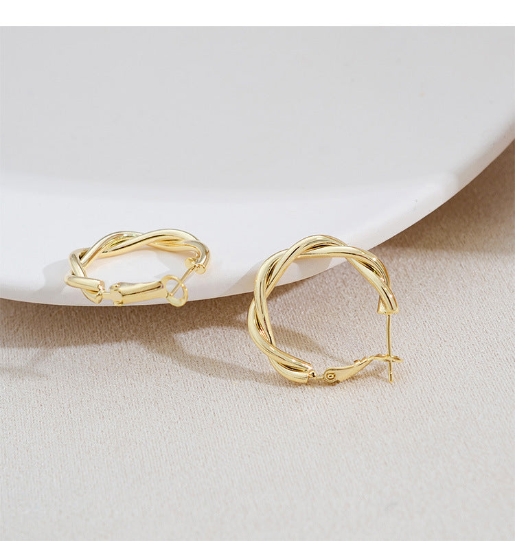 【7】Twisted Aureate Hoop Earrings
