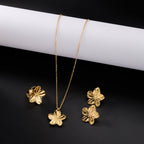 Golden Floral Pendant Necklace