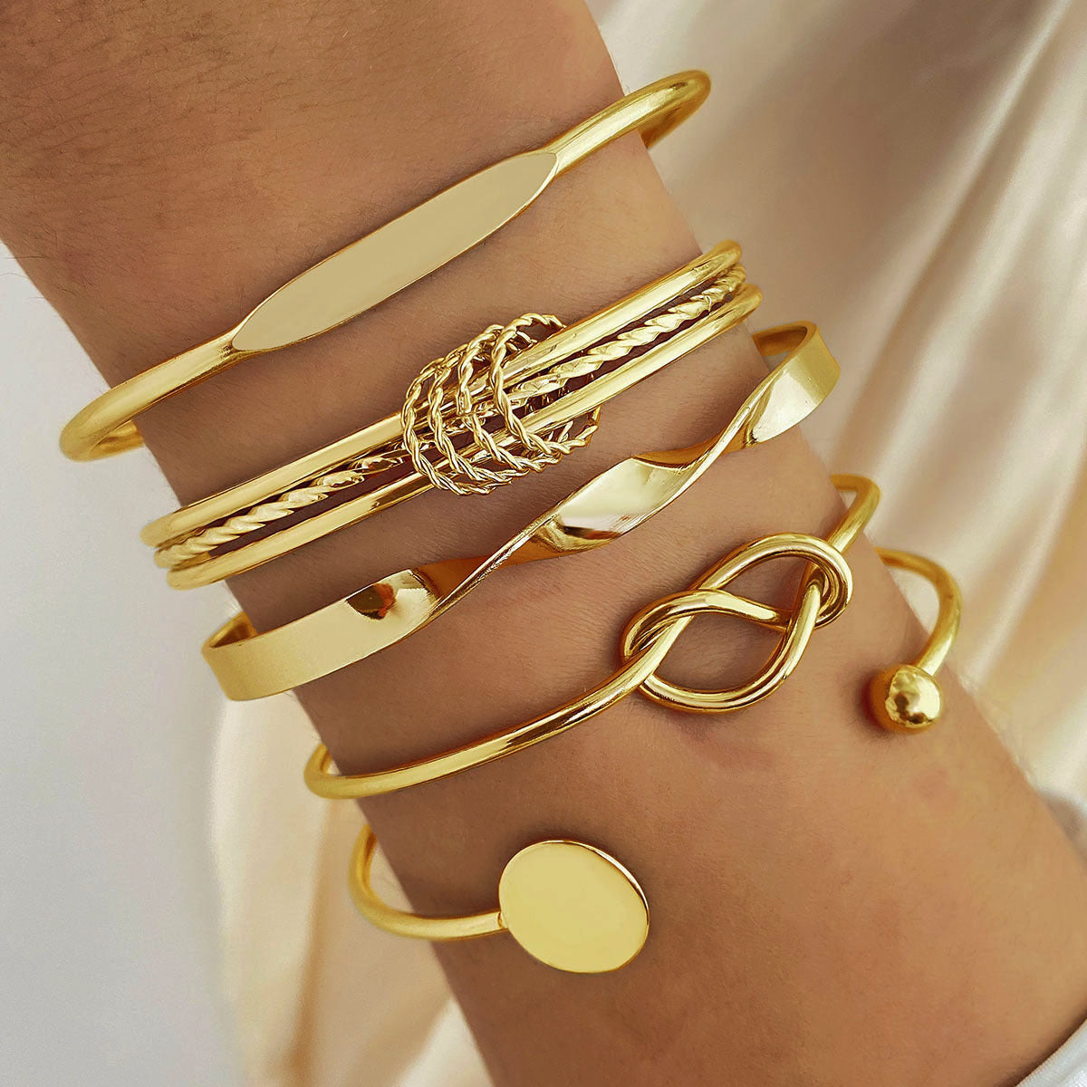 【39】Gilded Twist Bracelet Set