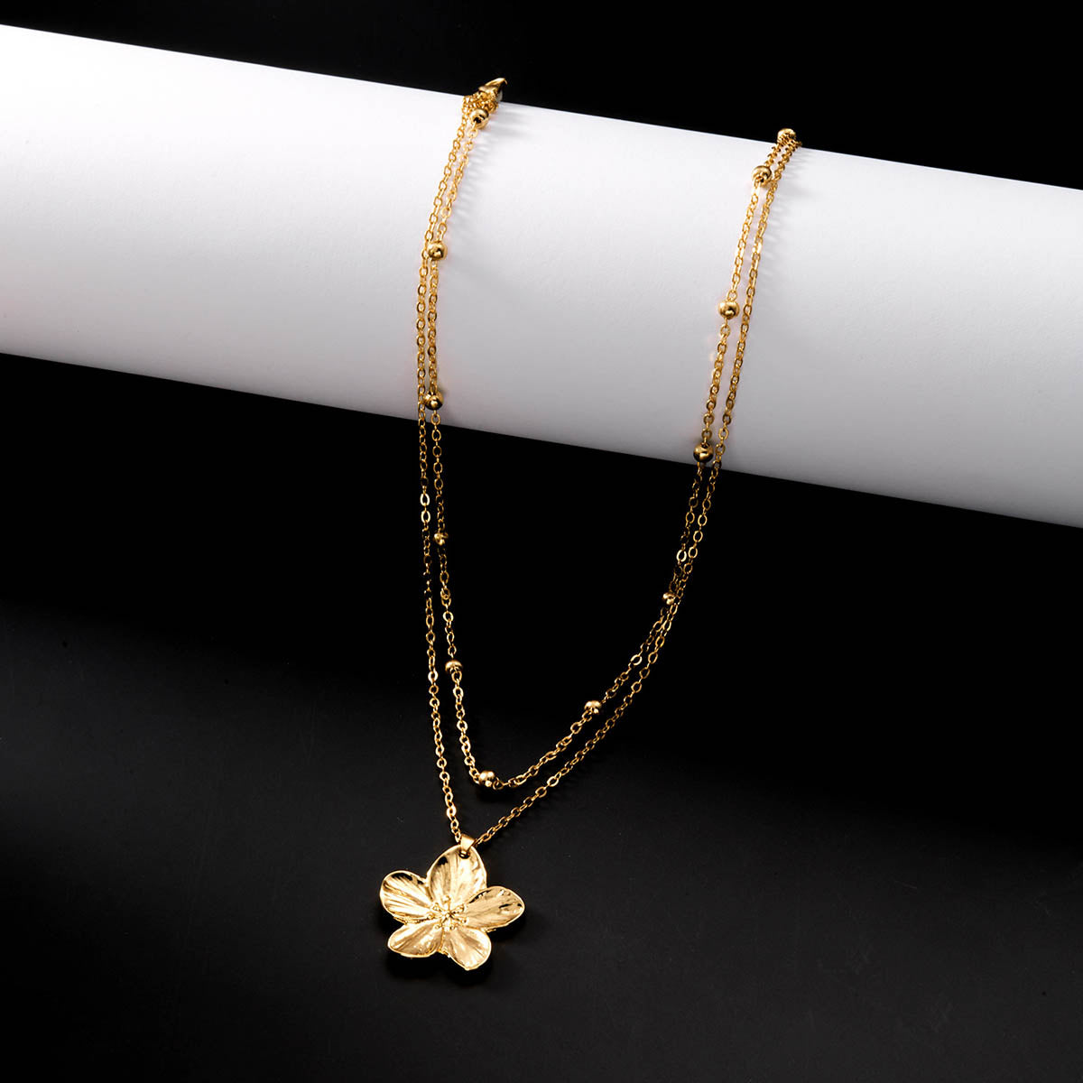 Golden Floral Pendant Necklace