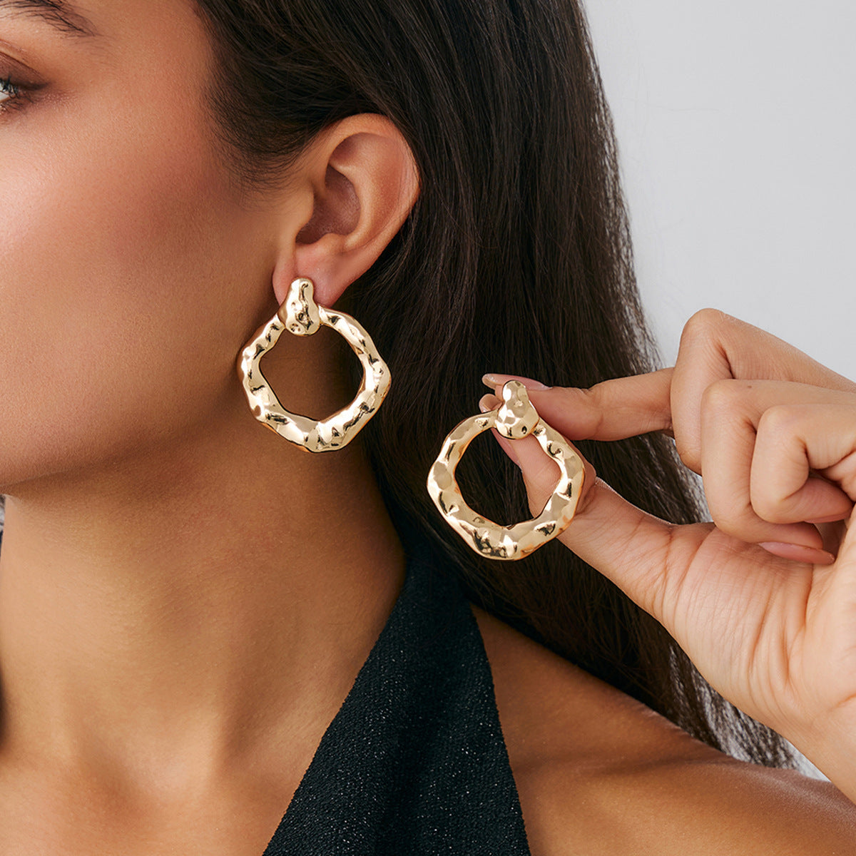 Gilded Groove Earrings