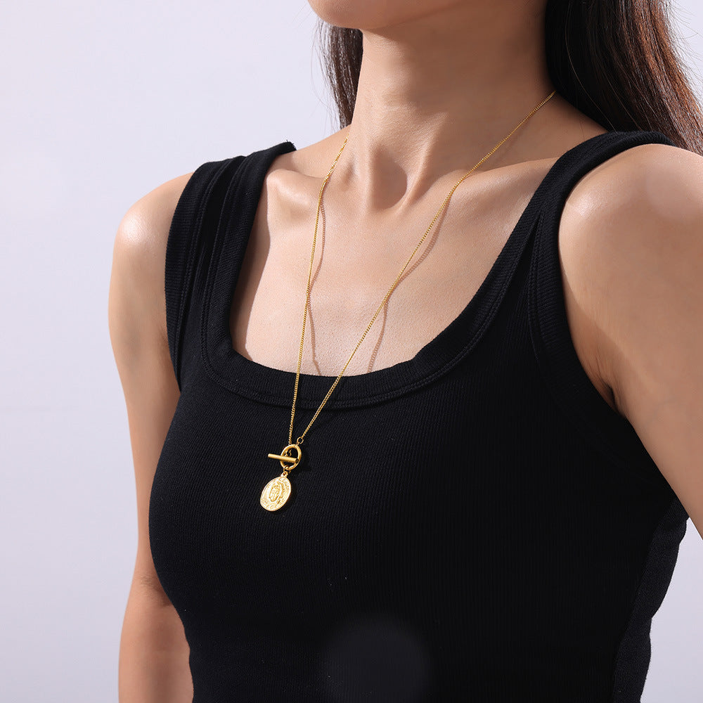 Vintage Gold Pendant Necklace