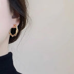 Twisted Aureate Hoop Earrings4