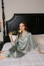 Silk Lace Flower Trim Pajamas 2Pcs Set